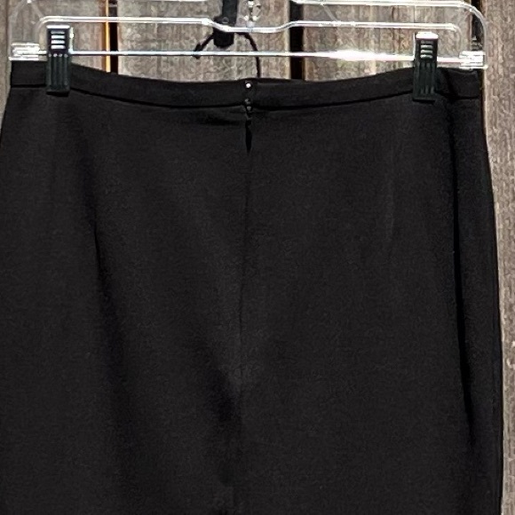 Boston Proper black pencil skirt size 4 - Picture 14 of 16